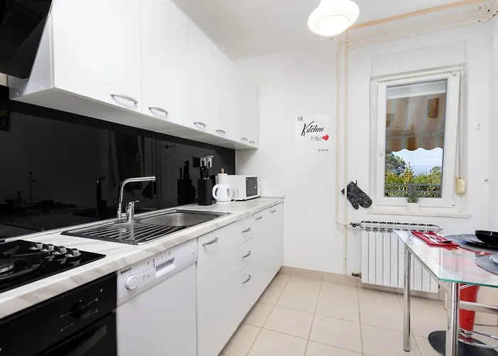 Apartment Zoric Malinska