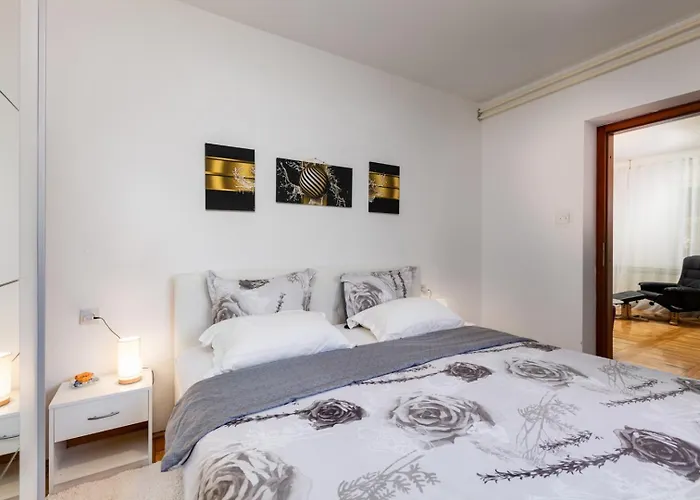 Zoric Apartment