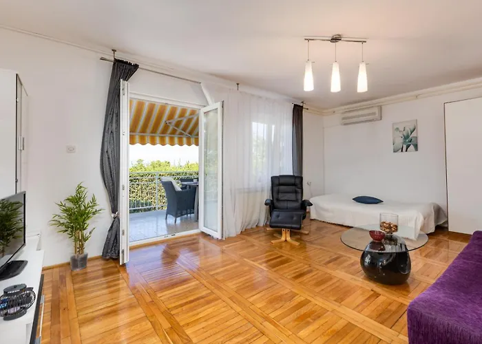 Zoric Apartment *